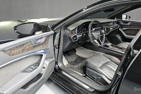 2020 Audi A7 с пробегом 93 576 км