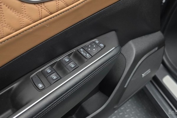 2022 Renault Samsung SM6 с пробегом 38 955 км