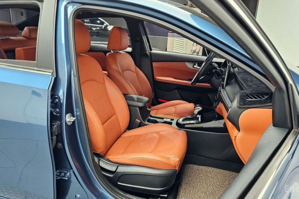 2021 Kia K3 с пробегом 100 347 км