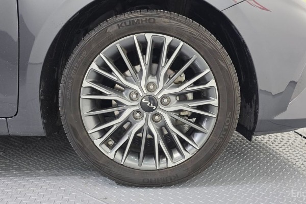 2021 Kia K3 с пробегом 115 229 км