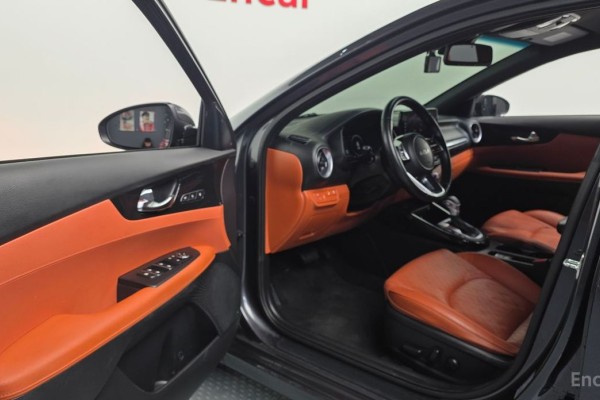 2021 Kia K3 с пробегом 115 229 км