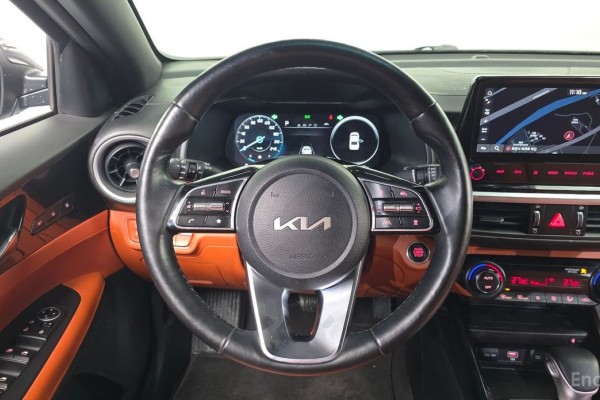 2021 Kia K3 с пробегом 115 229 км