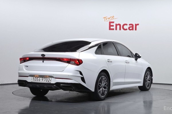 2021 Kia K5 с пробегом 87 499 км