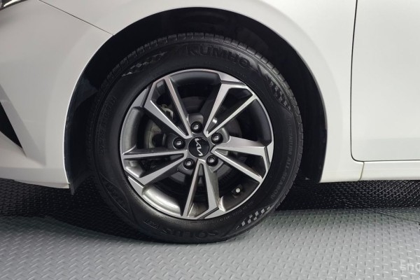 2021 Kia K3 с пробегом 106 430 км