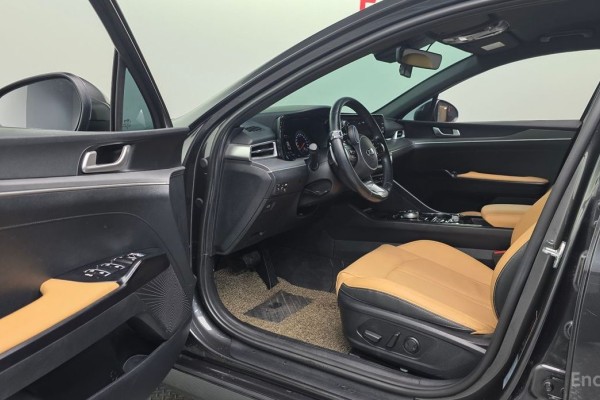 2021 Kia K5 с пробегом 50 748 км