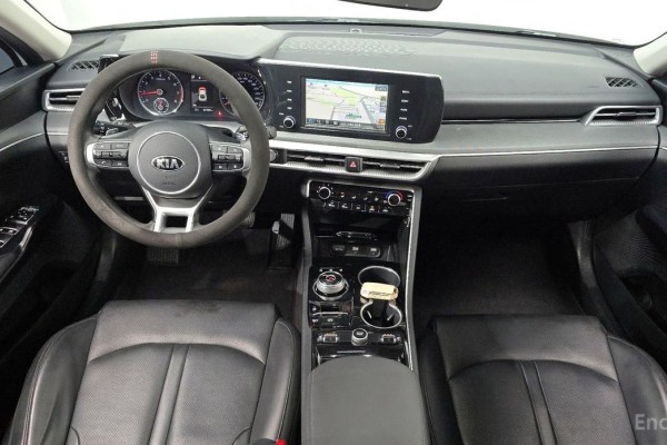 2021 Kia K5 с пробегом 87 499 км