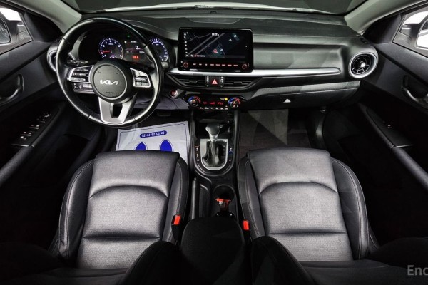 2021 Kia K3 с пробегом 106 430 км