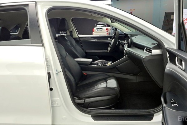 2021 Kia K5 с пробегом 87 499 км