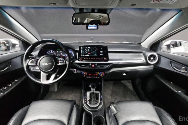 2021 Kia K3 с пробегом 107 811 км