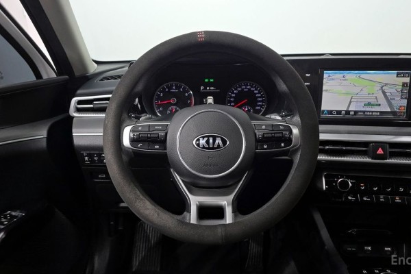 2021 Kia K5 с пробегом 87 499 км