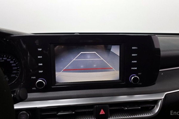 2021 Kia K5 с пробегом 87 499 км