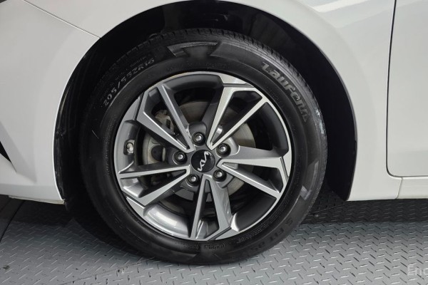 2021 Kia K3 с пробегом 131 368 км