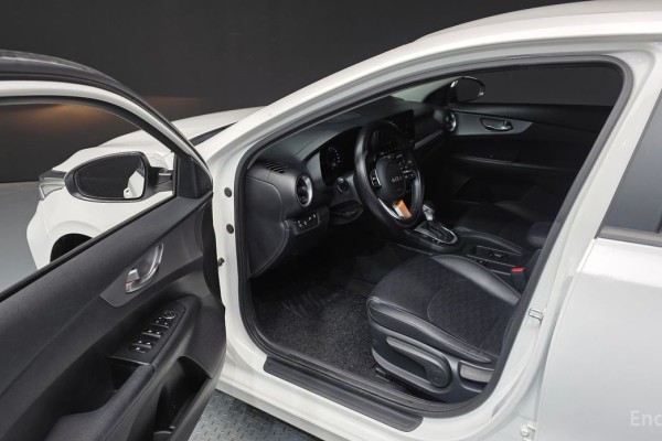 2021 Kia K3 с пробегом 131 368 км