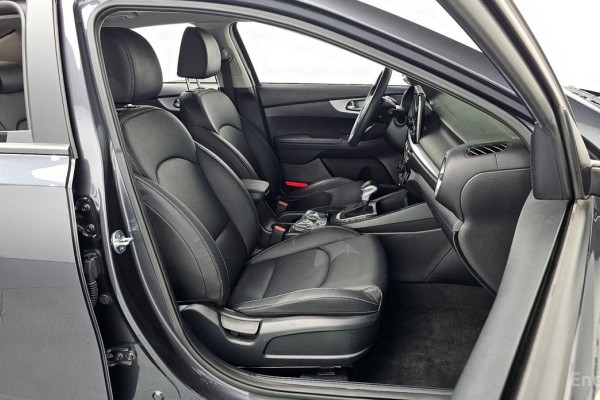 2021 Kia K3 с пробегом 46 145 км