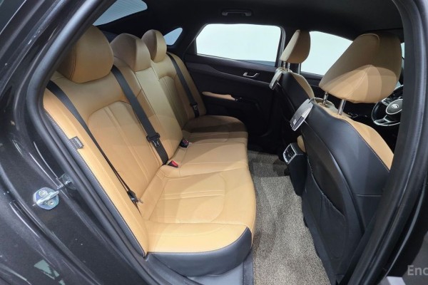 2021 Kia K5 с пробегом 50 748 км