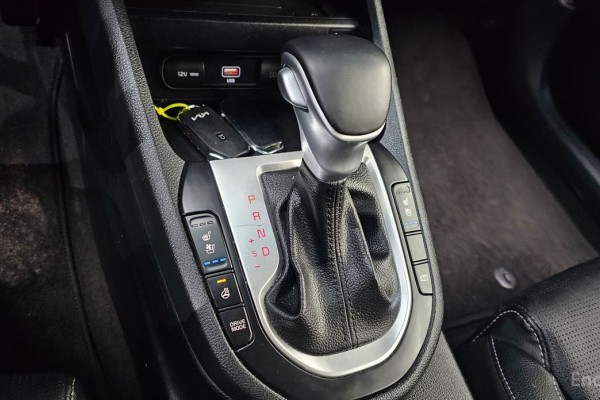 2022 Kia K3 с пробегом 102 270 км