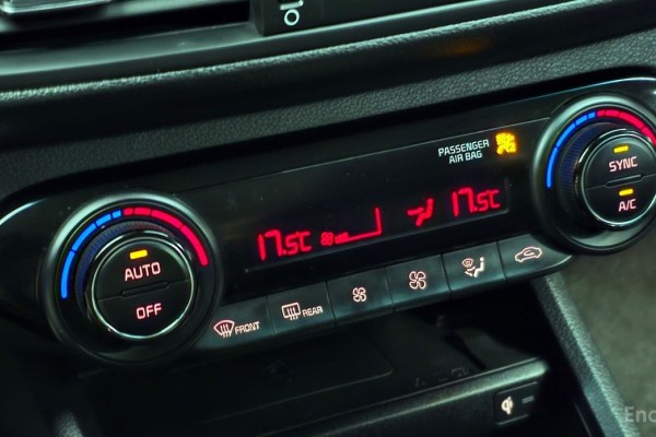 2021 Kia K3 с пробегом 107 811 км