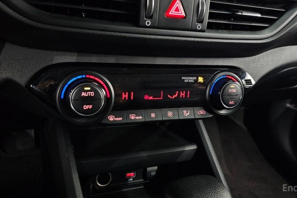 2021 Kia K3 с пробегом 46 145 км