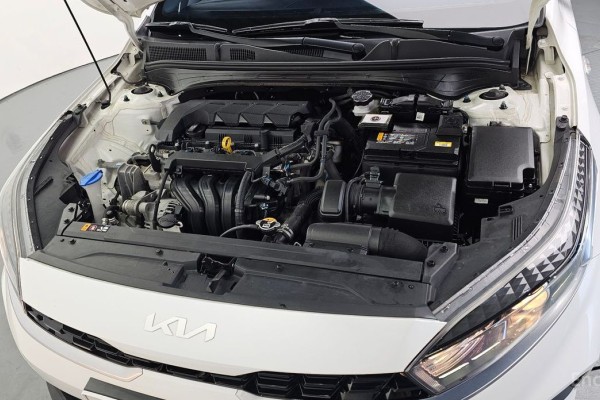 2021 Kia K3 с пробегом 67 684 км