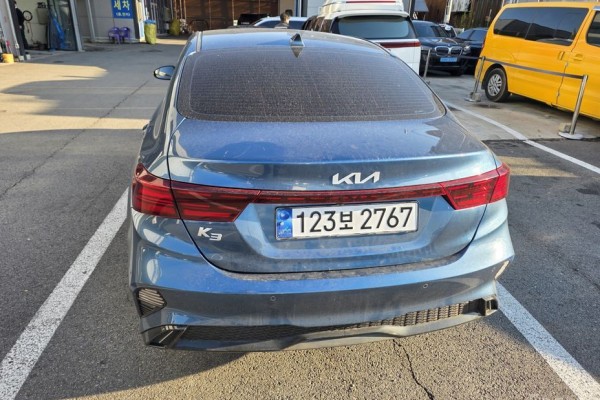 2021 Kia K3 с пробегом 76 123 км