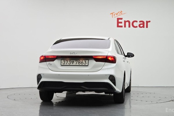 2021 Kia K3 с пробегом 76 374 км