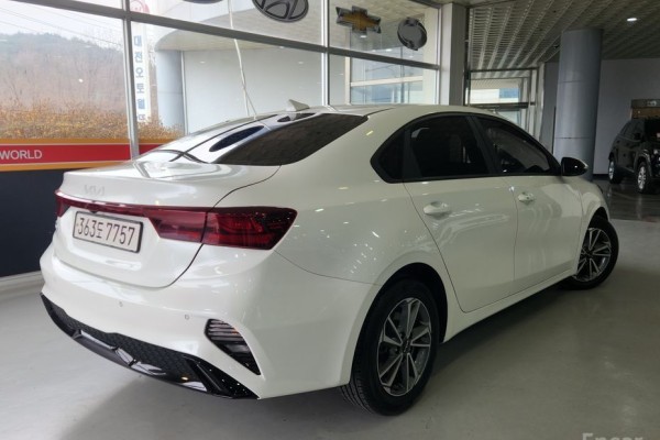 2021 Kia K3 с пробегом 101 403 км