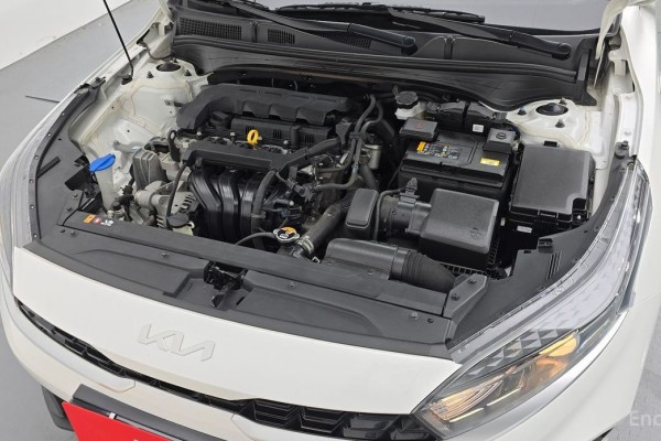 2021 Kia K3 с пробегом 76 374 км