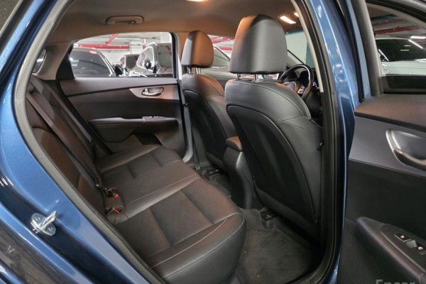 2021 Kia K3 с пробегом 76 123 км