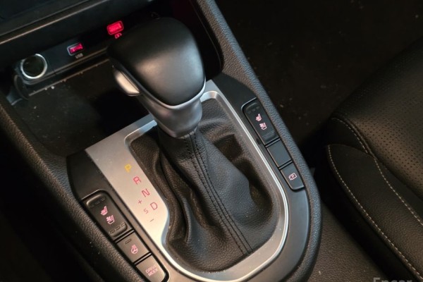 2021 Kia K3 с пробегом 76 123 км