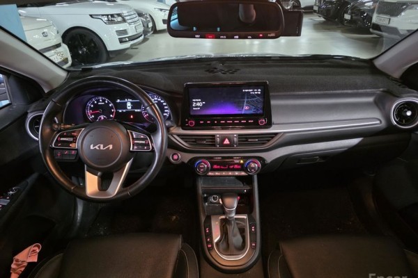 2021 Kia K3 с пробегом 76 123 км