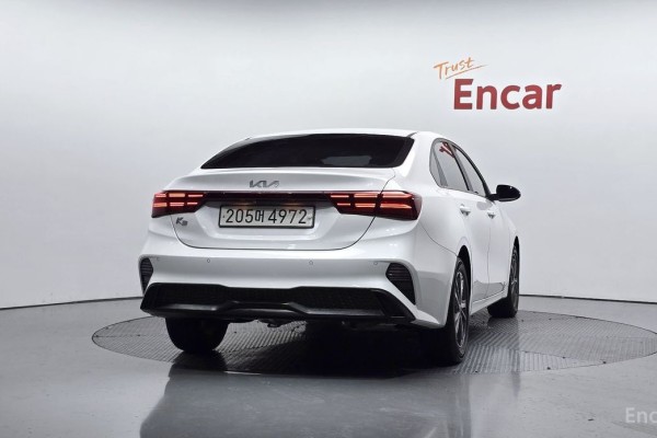 2022 Kia K3 с пробегом 66 504 км