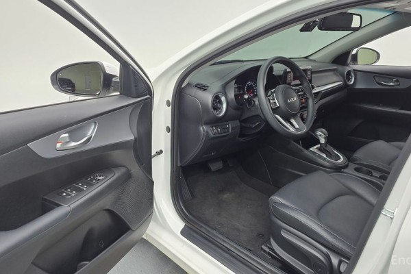 2021 Kia K3 с пробегом 76 374 км