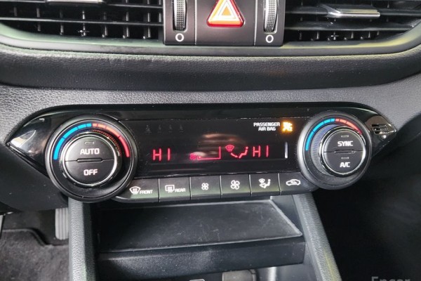 2021 Kia K3 с пробегом 101 403 км