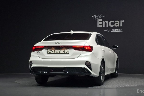 2021 Kia K3 с пробегом 120 326 км