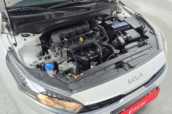 2021 Kia K3 с пробегом 120 326 км