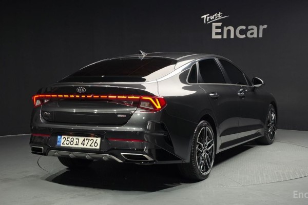 2021 Kia K5 с пробегом 49 685 км