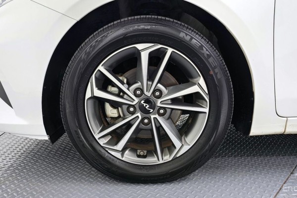 2021 Kia K3 с пробегом 127 336 км