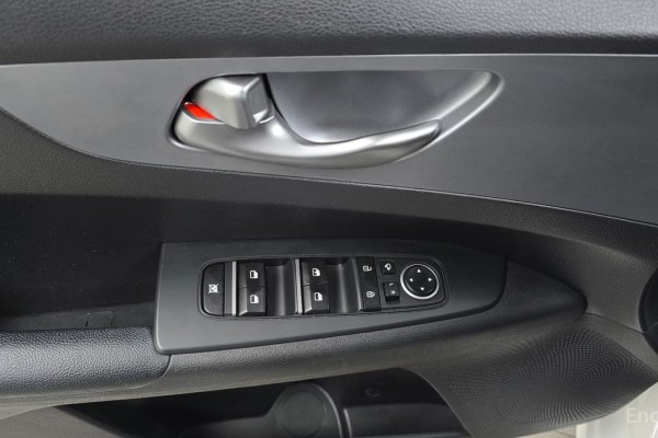 2021 Kia K3 с пробегом 120 326 км