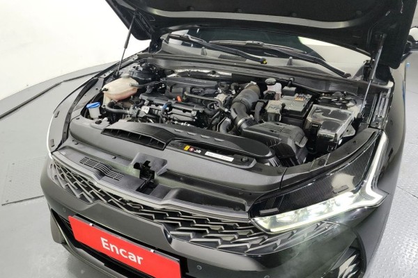 2021 Kia K5 с пробегом 64 420 км