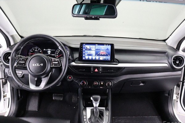 2022 Kia K3 с пробегом 44 171 км