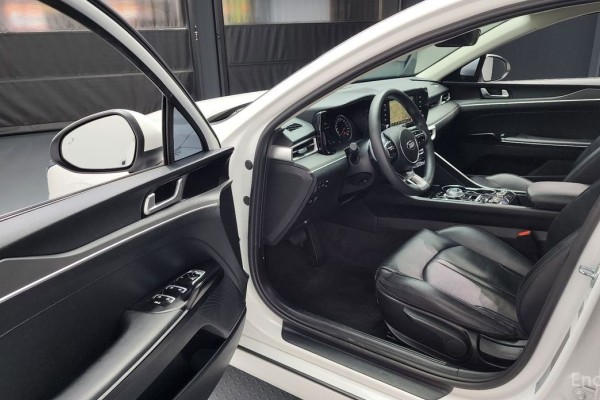 2021 Kia K5 с пробегом 81 220 км
