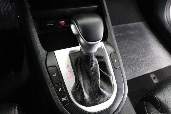 2022 Kia K3 с пробегом 44 171 км