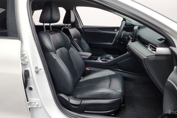 2021 Kia K5 с пробегом 81 220 км