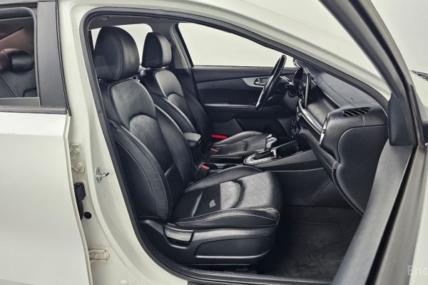 2021 Kia K3 с пробегом 127 336 км