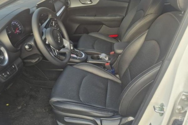 2021 Kia K3 с пробегом 43 968 км