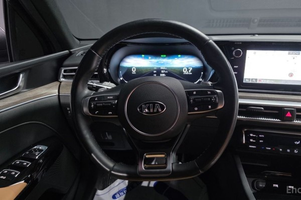 2021 Kia K5 с пробегом 49 685 км