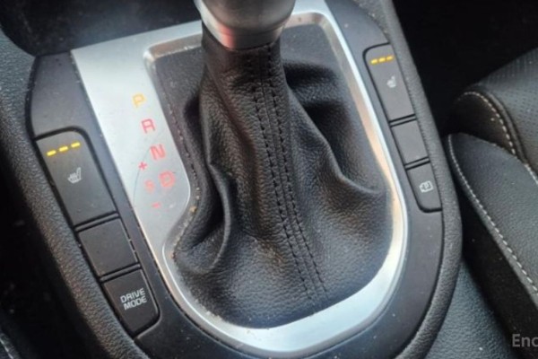 2021 Kia K3 с пробегом 43 968 км