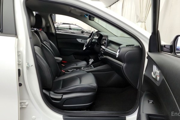 2021 Kia K3 с пробегом 95 838 км