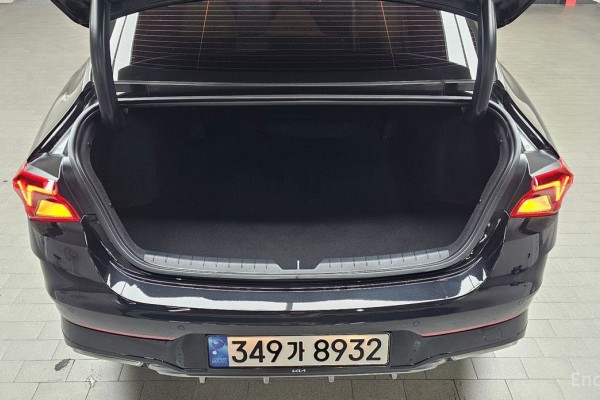 2022 Kia K5 с пробегом 32 109 км