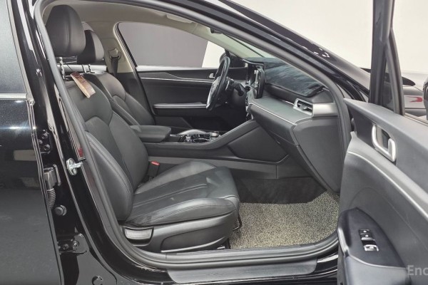 2021 Kia K5 с пробегом 54 015 км